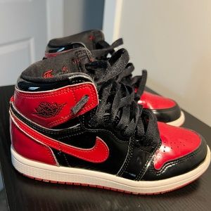Red & Black Jordan’s! WORN! Scuff Marks! Creases! Size 1, Kids.